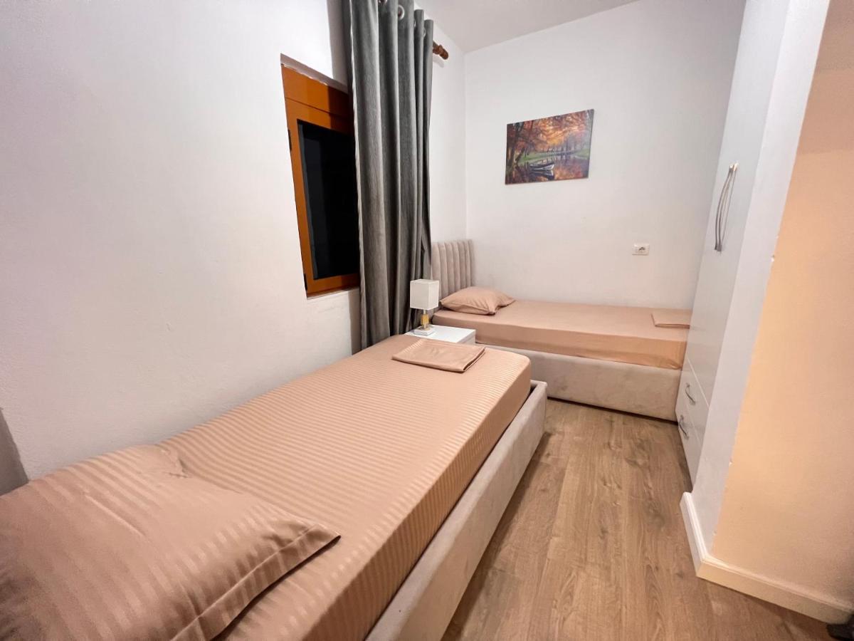 Arteg Apartments Durres Exterior photo