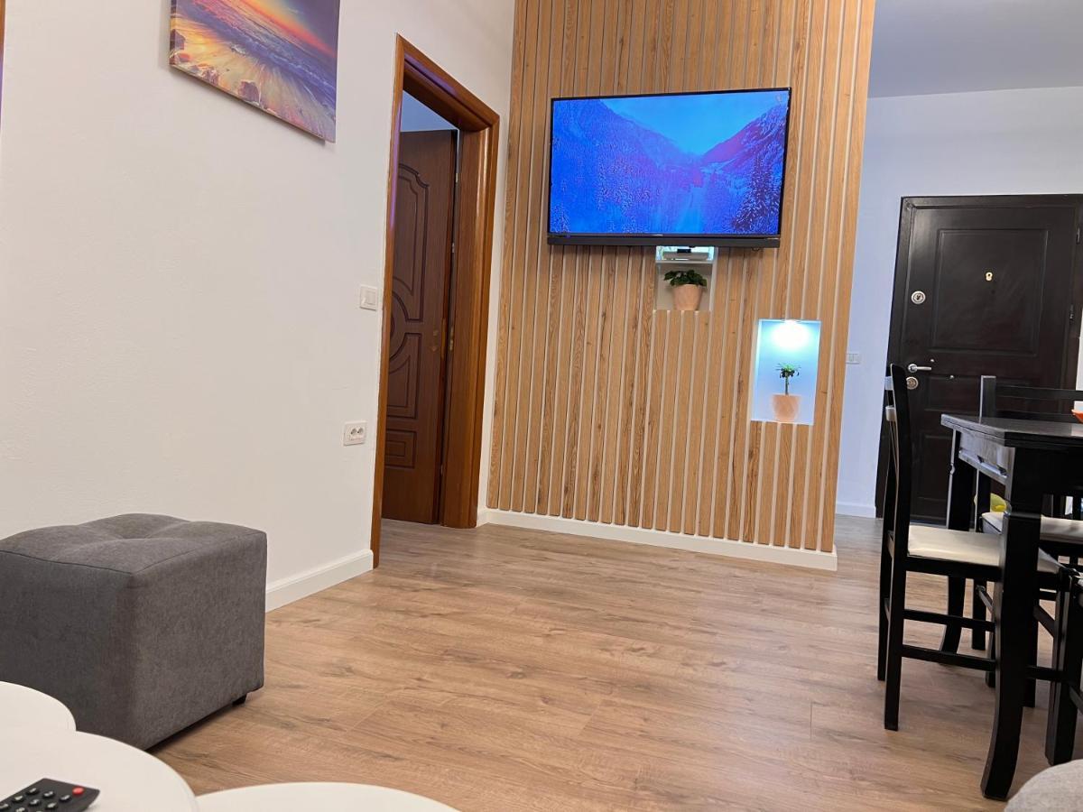 Arteg Apartments Durres Exterior photo
